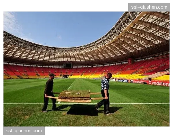 英超与气象公司合作，为各球场提供精准草皮维护方案