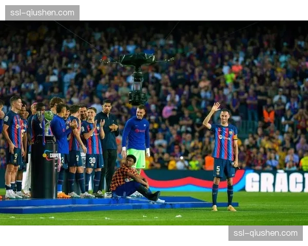 实时报道:赫塔菲vs马略卡半场0-0,场面沉闷双方均无建树 实时报道:赫塔菲vs马略卡半场0-0,场面沉闷双方均无建树